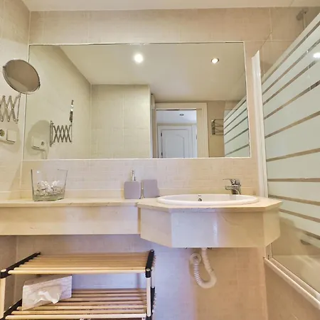 Apartment Skol 412. Renovated Two Bedrooms Duplex With Sea View. Marbella